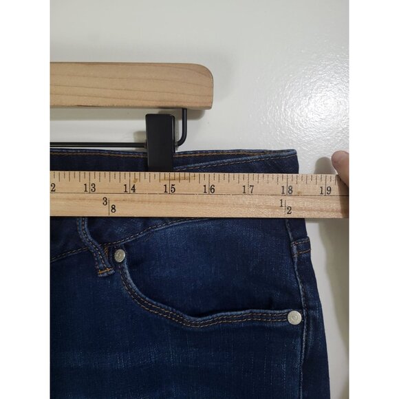 TAHARI Women's SZ 18W Amelia Button Fly Skinny Denim Jeans Classic - Picture 5 of 8